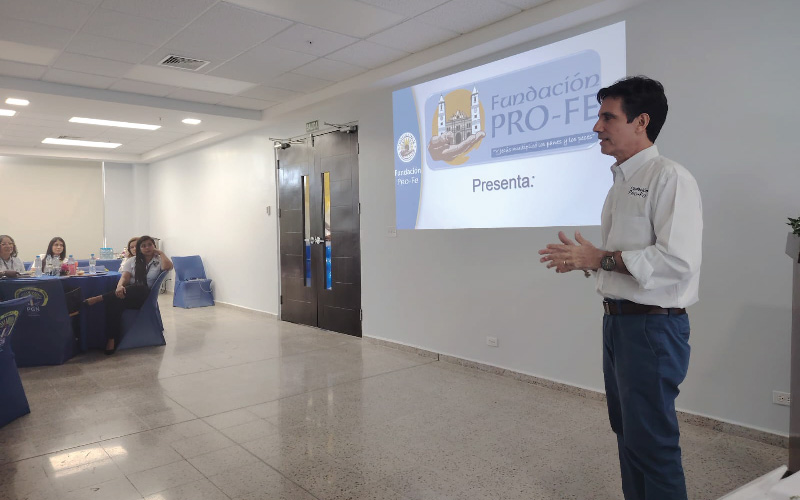 Charla sobre ética laboral